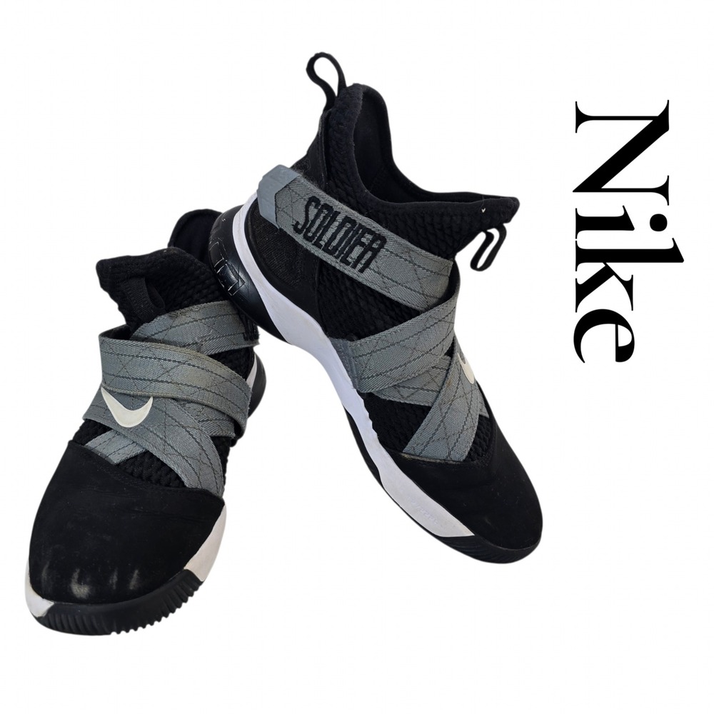 Nike LeBron Soldier 12 SFG Mens 9 Black Grey Basketball Shoes AO4054-004 Strap